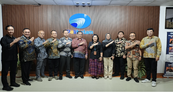 Sekolah Vokasi Universitas Terbuka Lakukan Benchmarking ke Politeknik Negeri Batam: “Transformasi Edukasi dengan Kurikulum Adaptif: Belajar yang relevan di era Gen Z.”